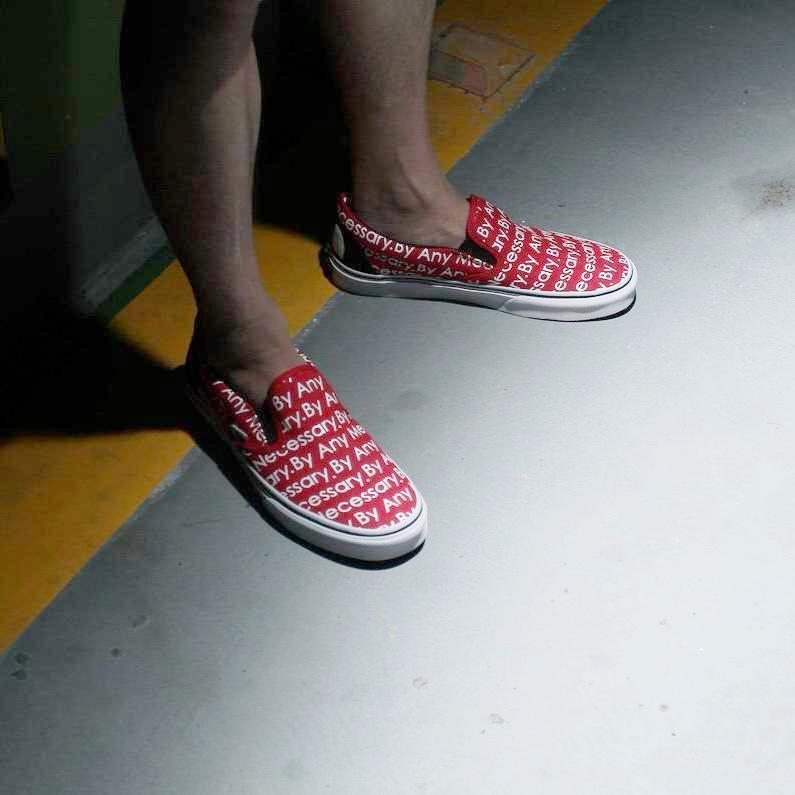 vans slip on x supreme