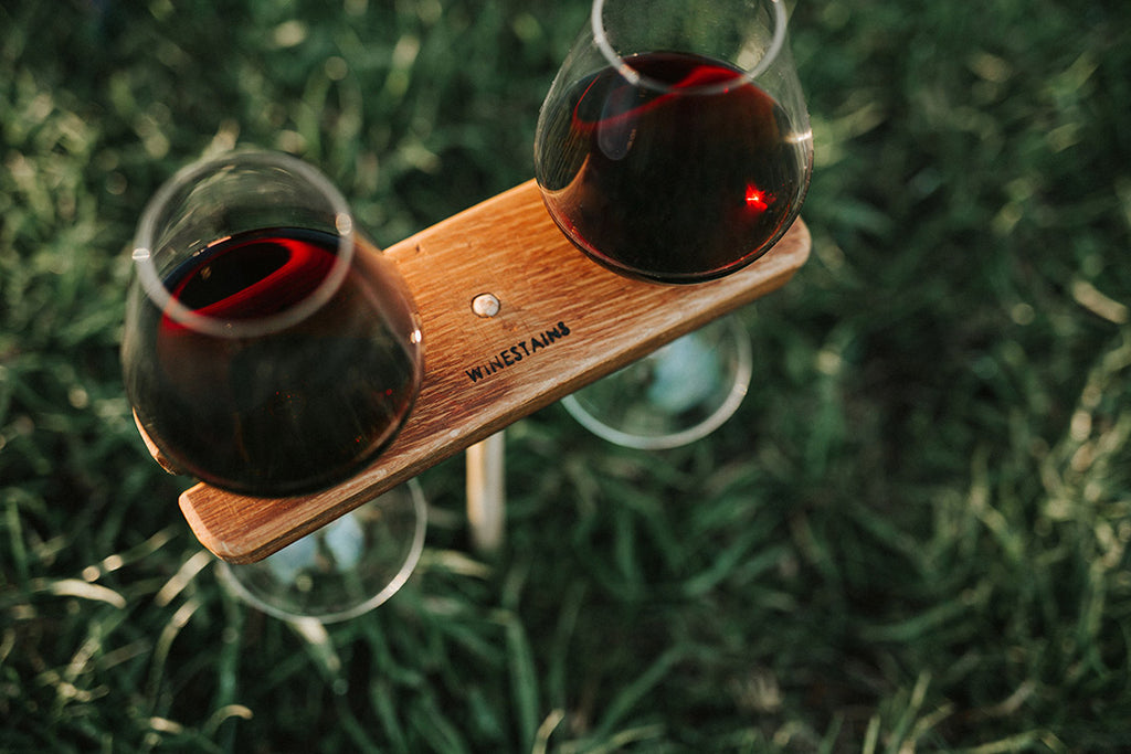 Sustainable wine holder by Winestains