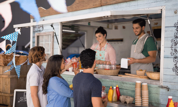 Hire a food truck for a Creative Food and Beverage Choice