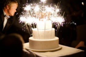 wedding cake sparklers