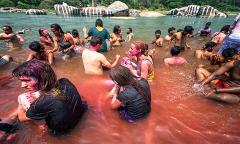 holi powder does not stain and washed off