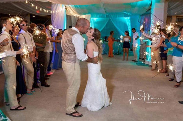 first dance sparklers for your wedding