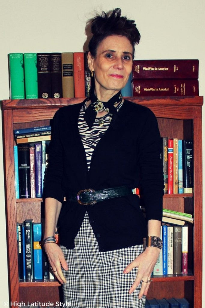 mixed-pattern-office-outfit