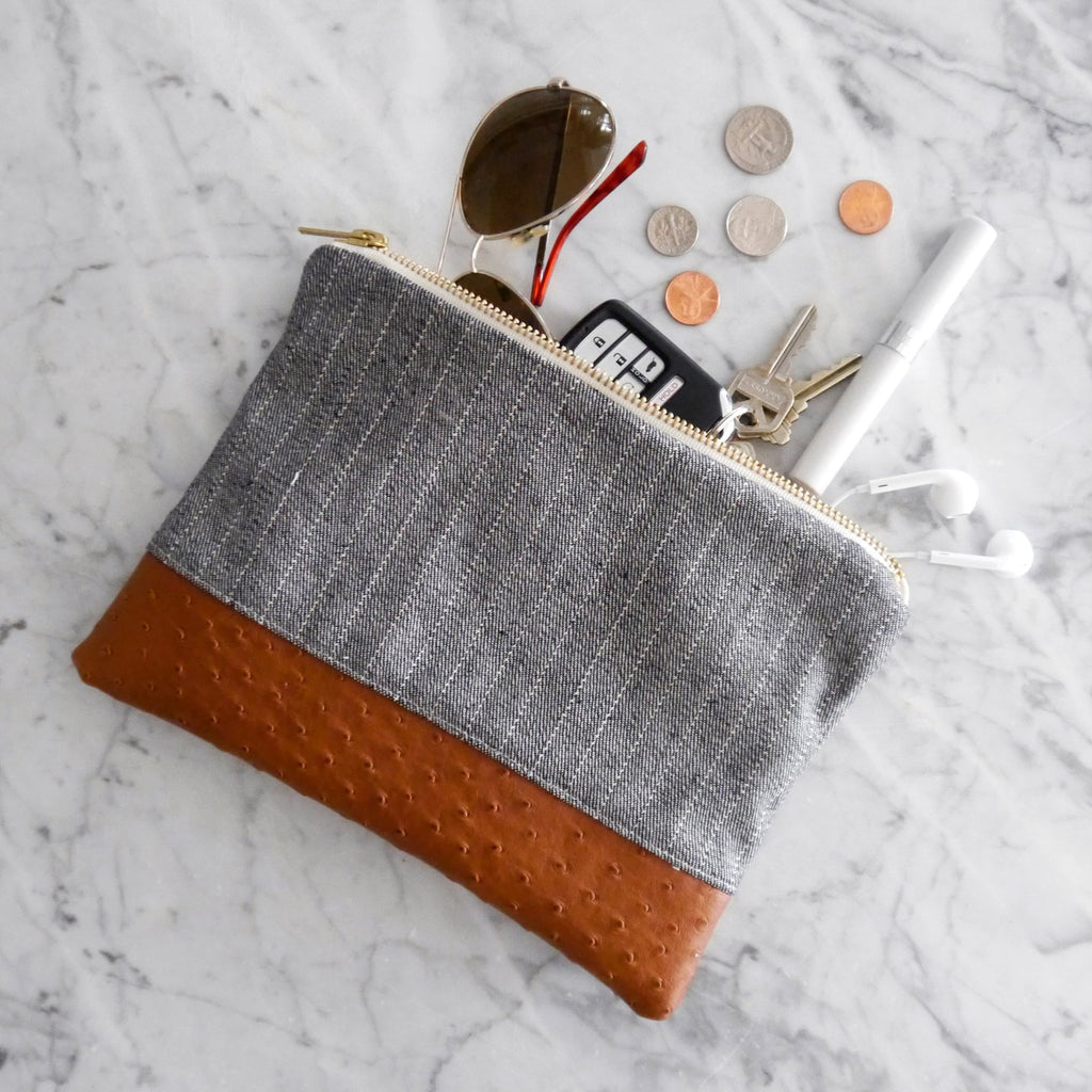 Mend Essentials Zipper Bag