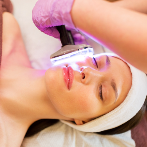 Lumifacial Photorejuvenation is an anti-aging treatment in Toronto Spa at Glow By Ive. Acne treatment, alternative botox, brightening treatment and treats rosacea. Microdermabrasion, Hydrafacial, Fire and Ice Facial, Radio frequency Facial