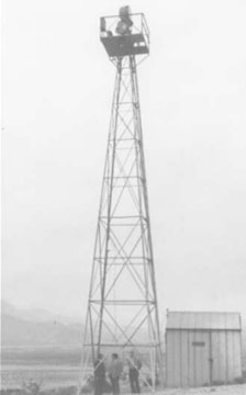 An early airway beacon from 1923 consisting both rotating beacons and fixed course lights mounted atop 51 foot towers.