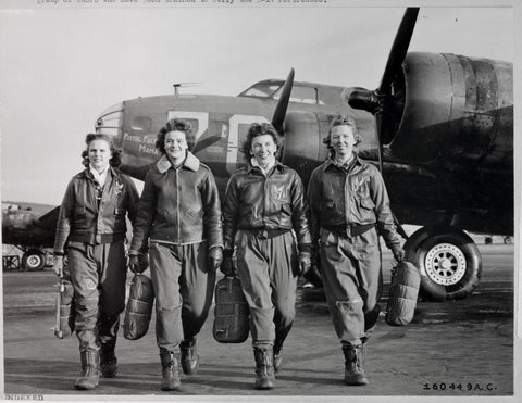 Four members of the World War II WASP (Women Airforce Service Pilots) at Lockbourne Army Airfield during World War II