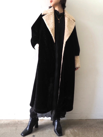 投げ売り YUKKOコラボ LONG COAT ブラック lumier - uinsa.ac.id