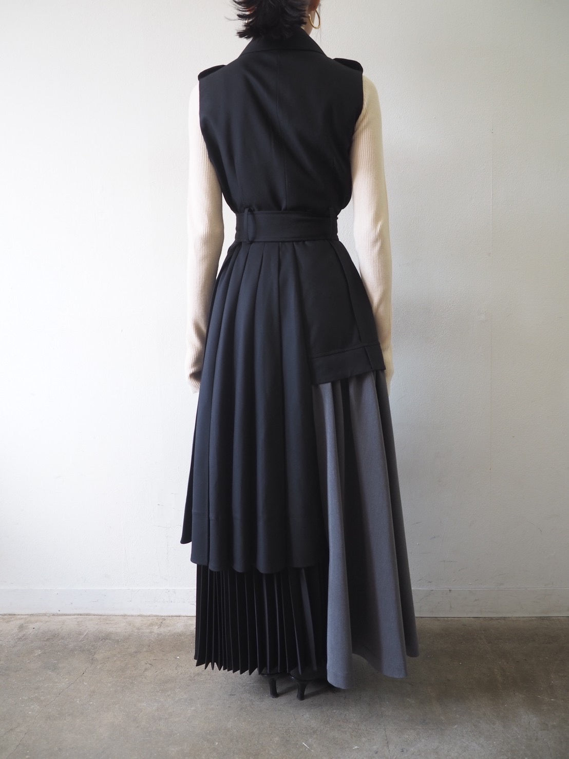 ASYMMETRY GILET DRESS 【新品本物】 sandorobotics.com