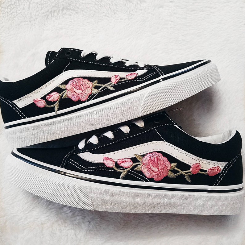 vans pink roses