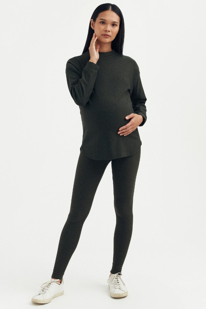 Cozy Fleece Nursing Sweatshirt (Black) – Carry Maternity Canada