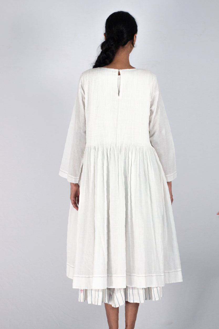 Barringtonia - Pleated dress – Karnam