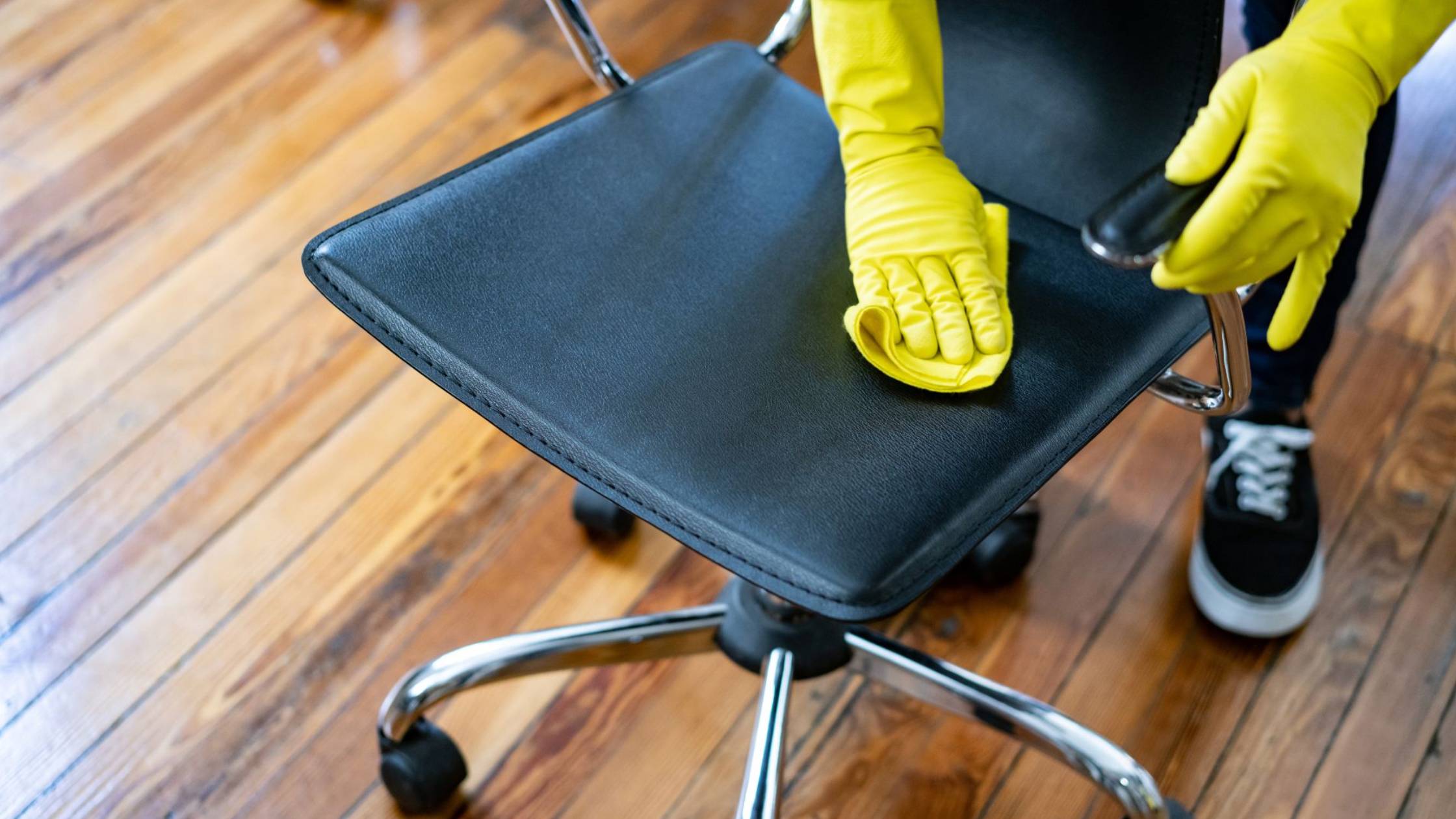 how to clean office chair