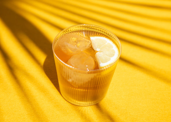 Iced tea with lemon