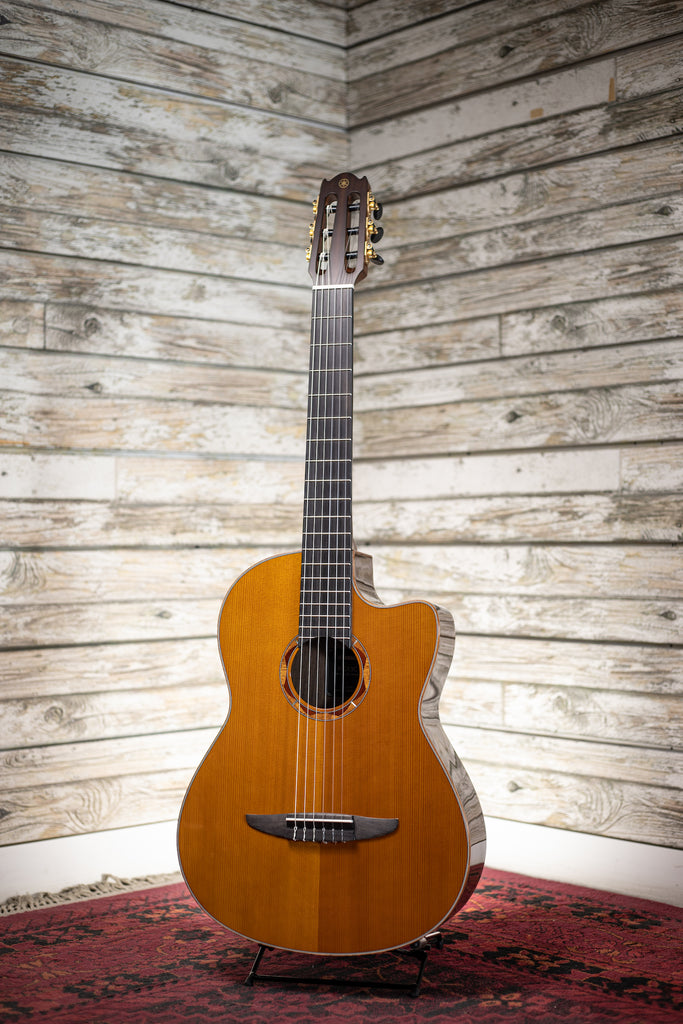 yamaha acoustic guitar
