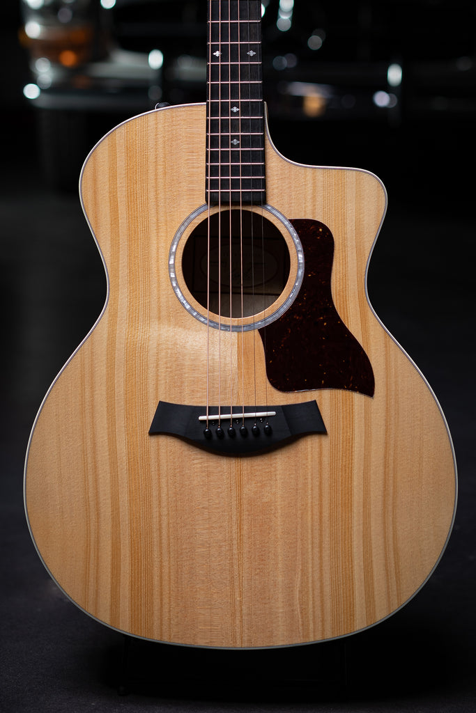 Taylor Acoustic Guitars – Walt Grace Vintage