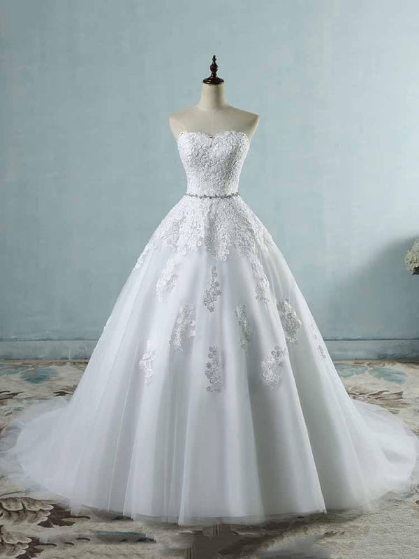 Glamorous Sweetheart Boho Lace Wedding Dress 2020 - Bridelily