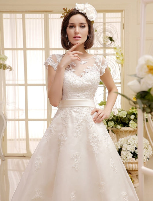 Short Wedding Dresses Ivory Lace Applique Vintage Bridal Dress Illusion ...