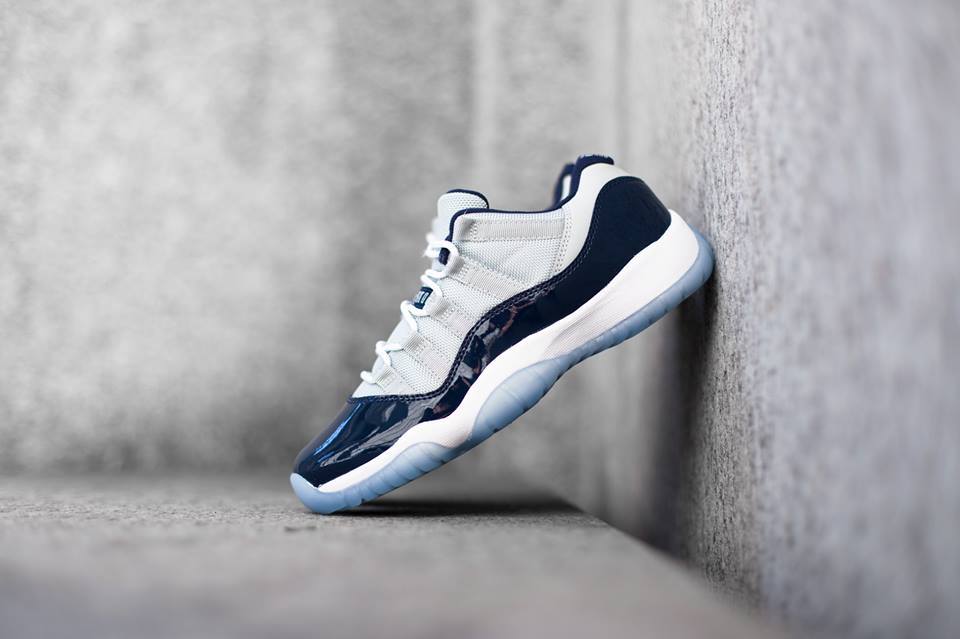 Air Jordan 11 Retro Low GS 'Grey Mist'