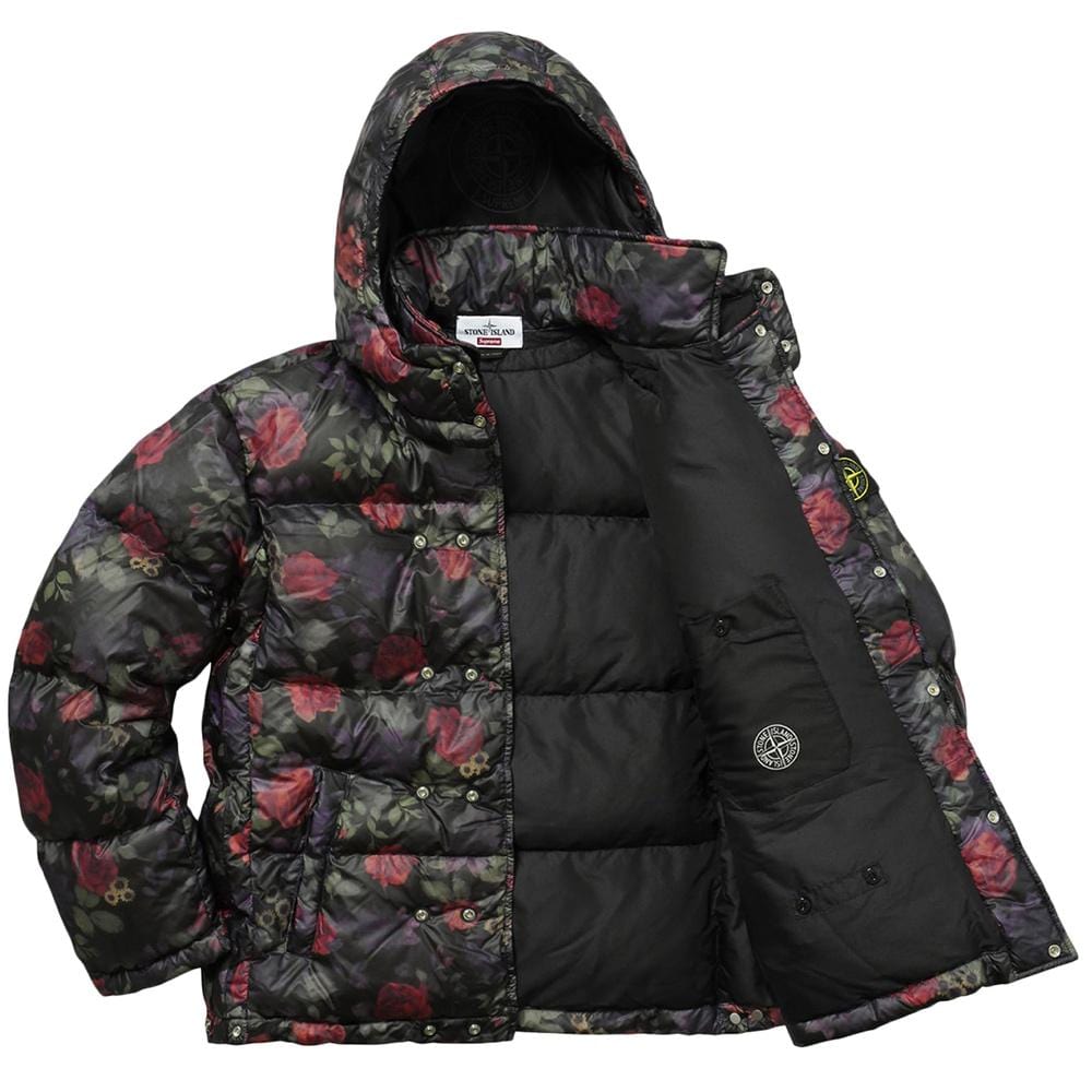 STONE ISLAND FOR SUPREME LAMY COVER Down Jacket in Black - Kick Game