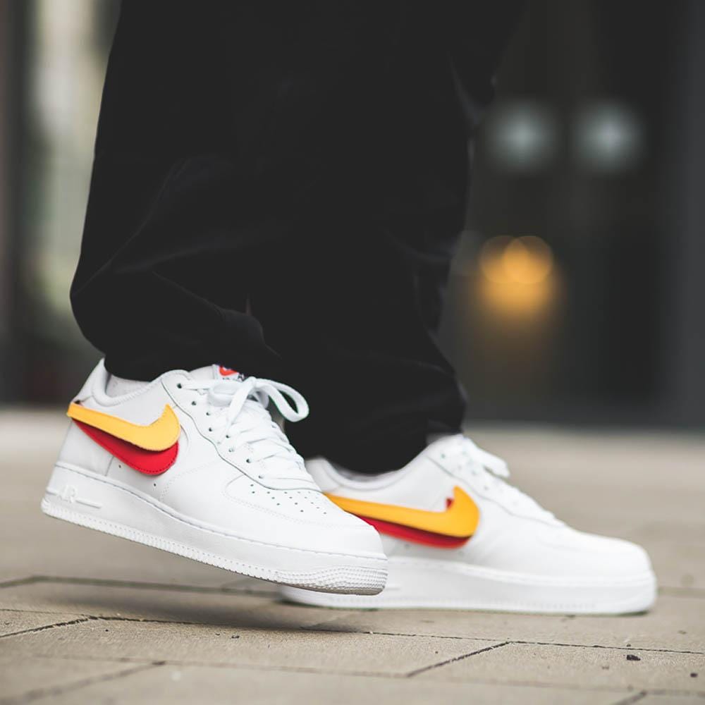 white air force 1 velcro swoosh