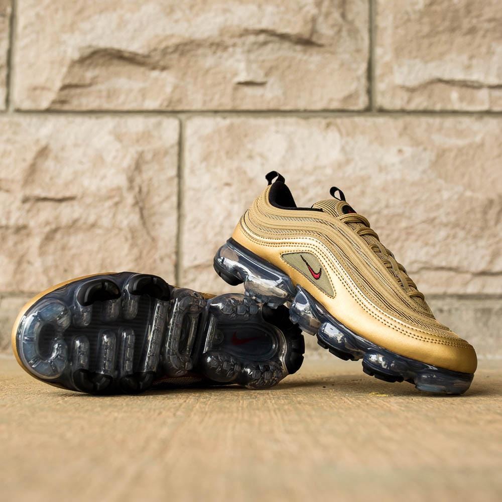 97 vapormax gold