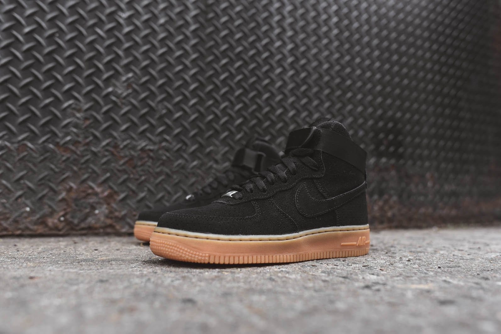 nike air force 1 high black suede