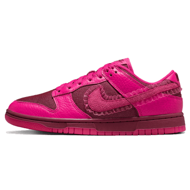 Nike Wmns Dunk Low Valentine S Day Kick Game