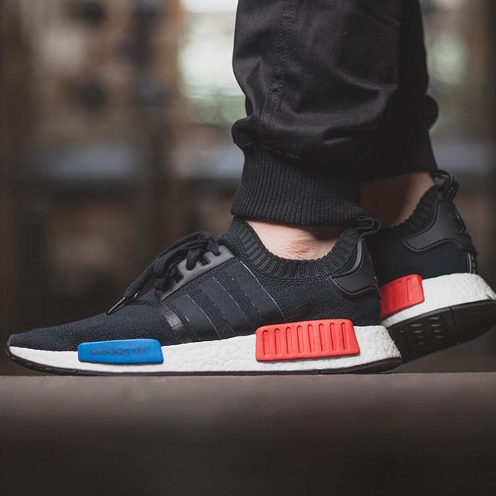 Runner Primeknit Core Black-Lush Red —