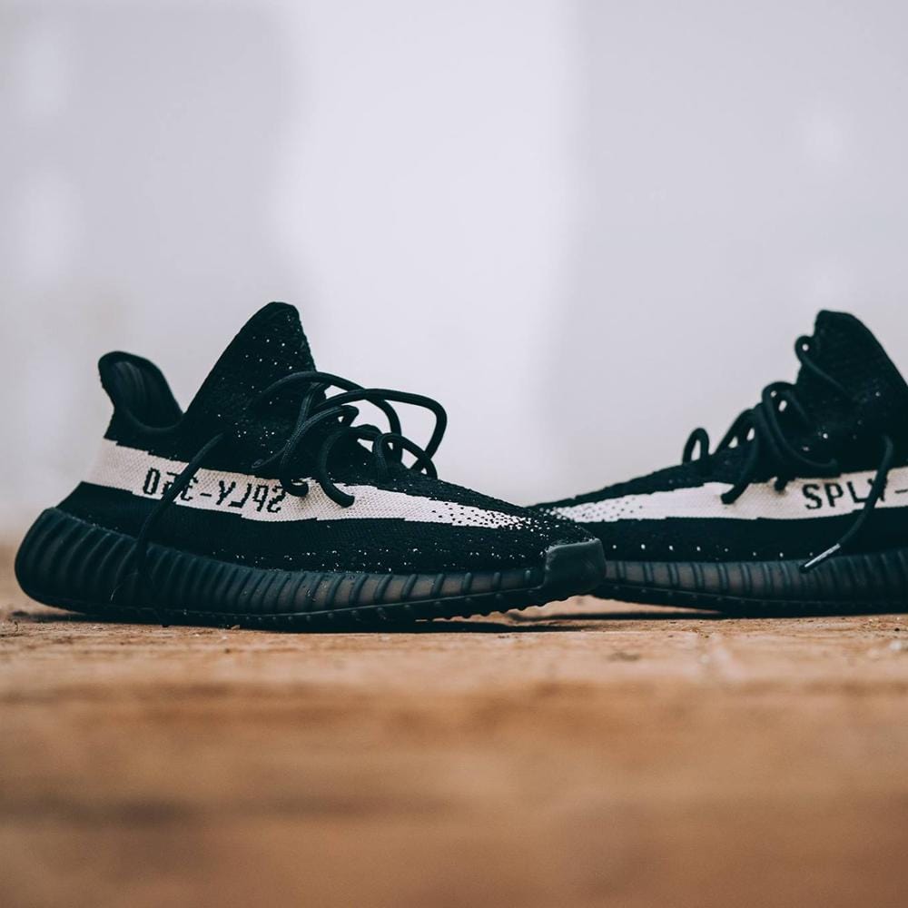 adidas yeezy uk black