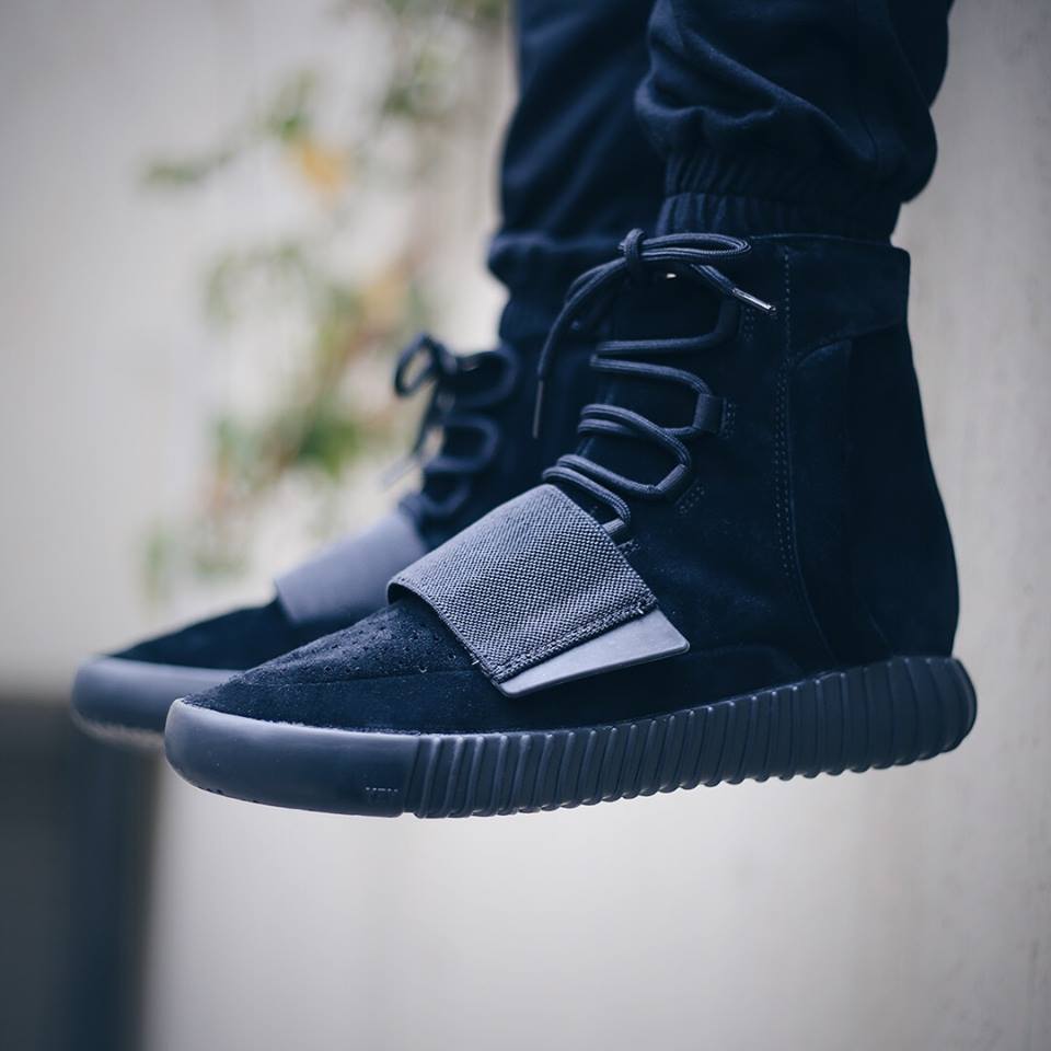 blue yeezy 750