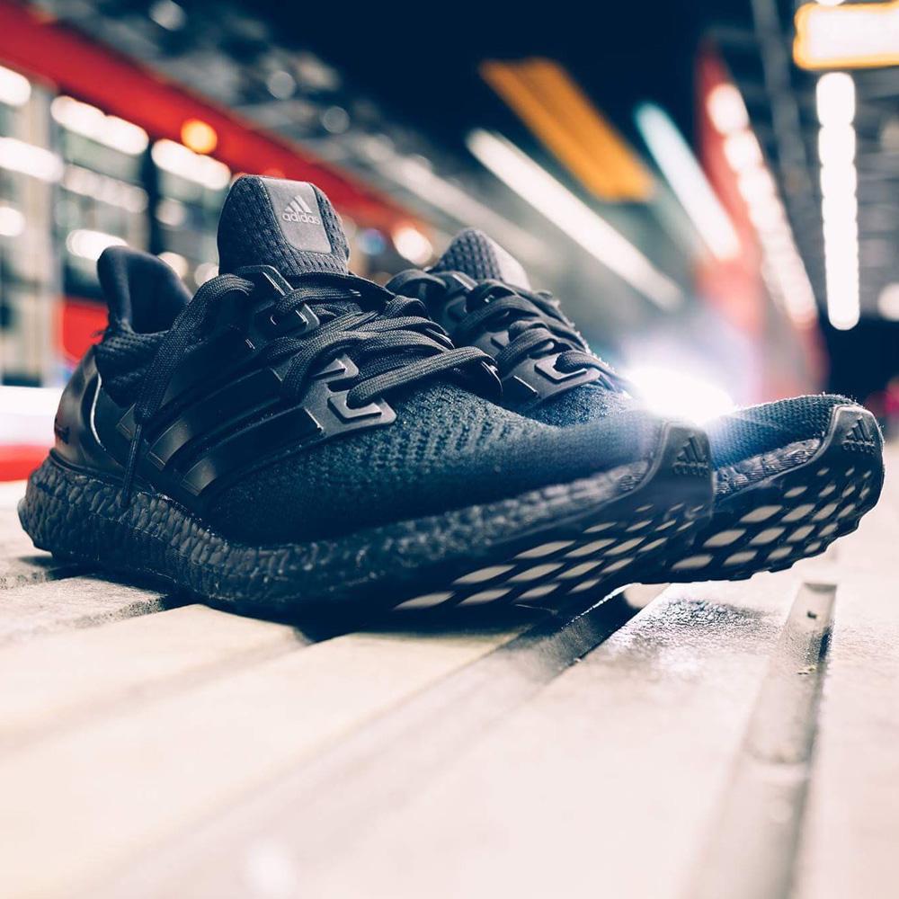 adidas ultra boost ltd triple black