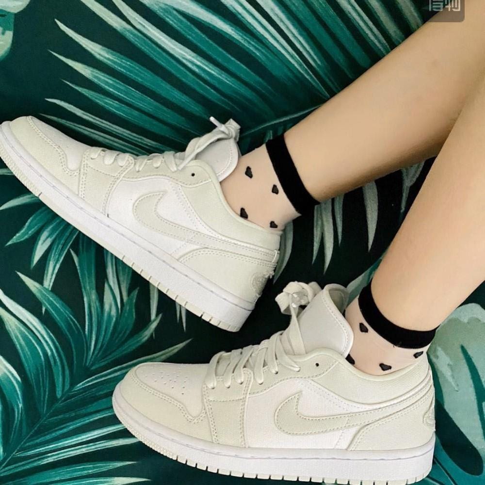 nike wmns air jordan 1 low spruce aura