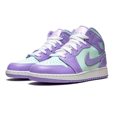 shiny purple nike shoes
