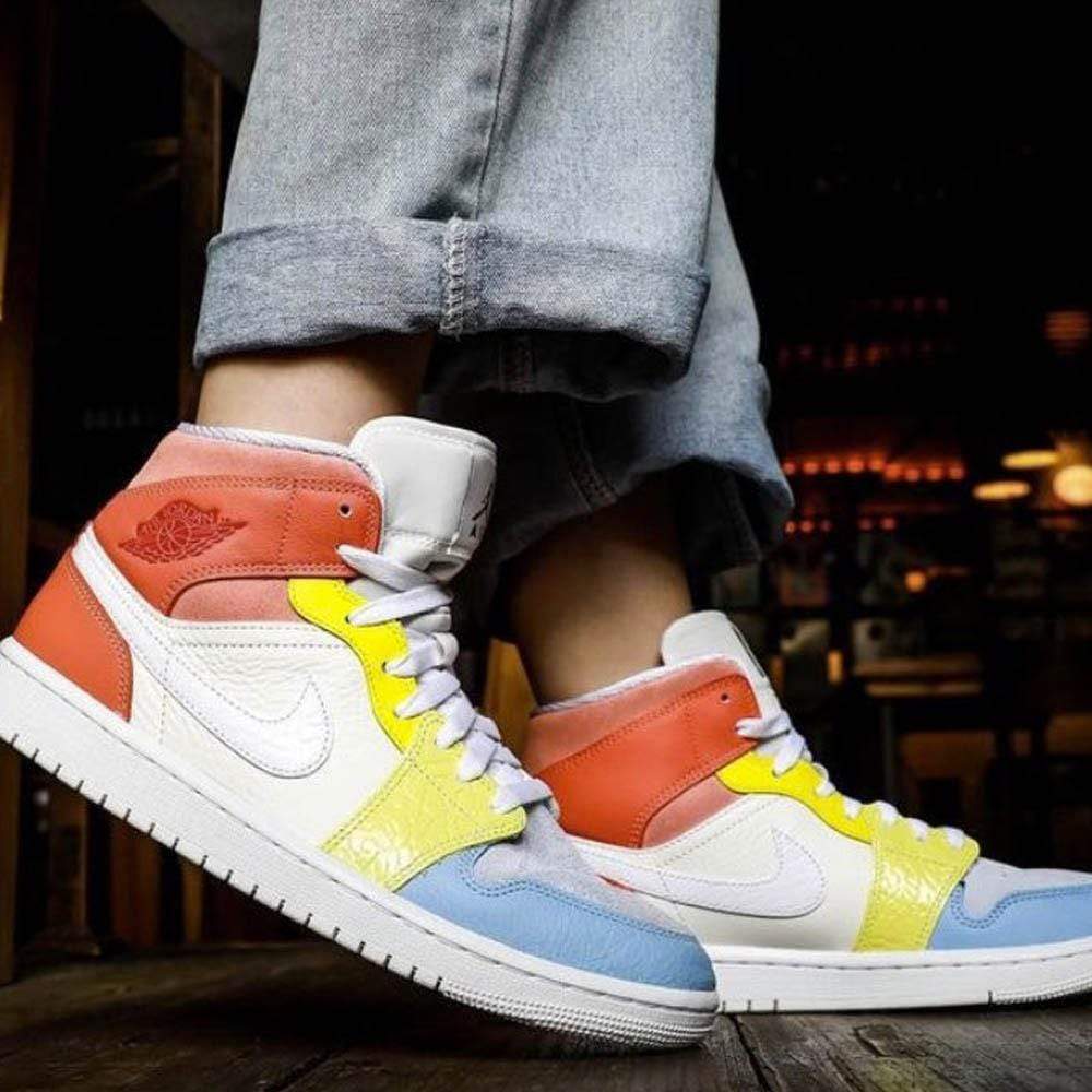 first jordan 1 mid