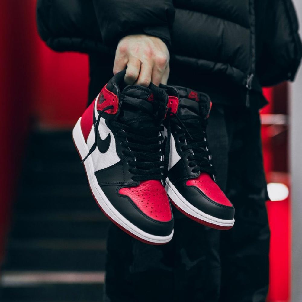 bred toe red laces