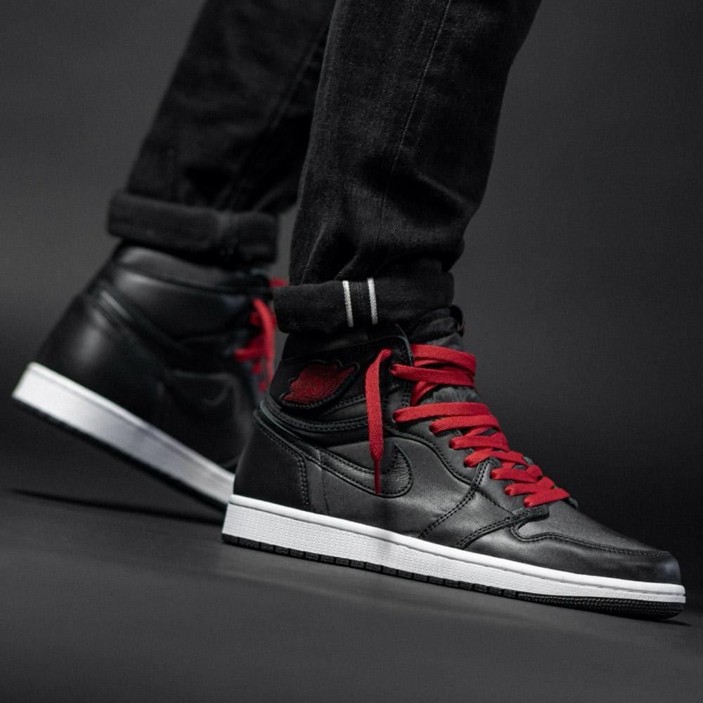 air jordan 1 retro high og black gym red