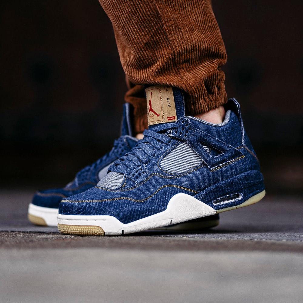 Levis x Air Jordan 4 Retro 