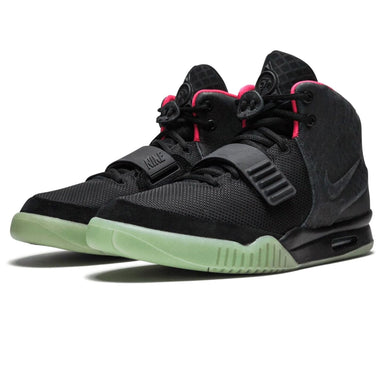 nike solar red yeezy