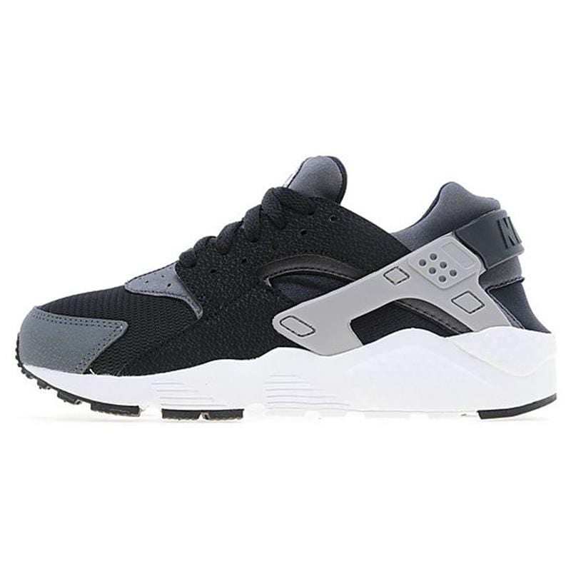 black junior huaraches