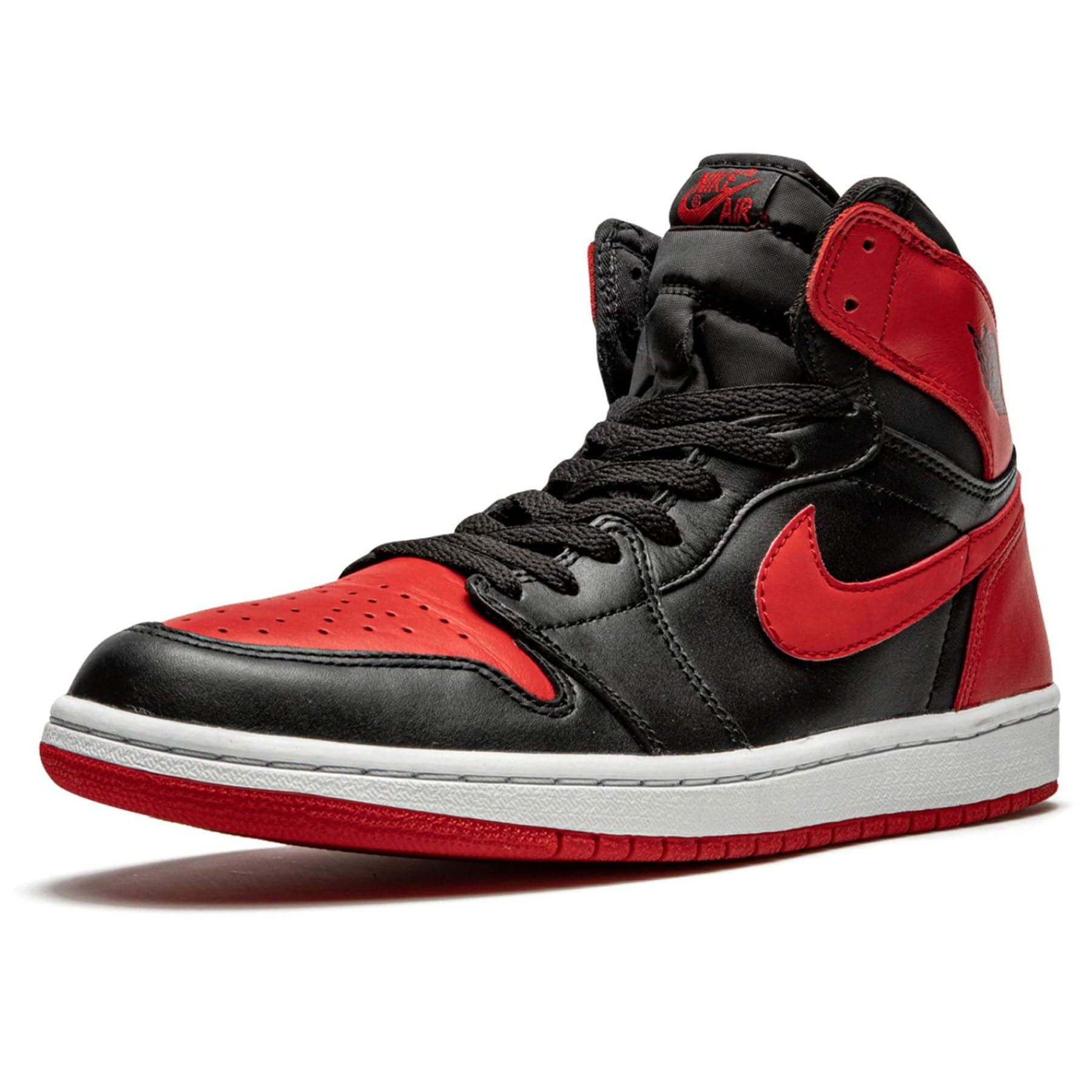 Air Jordan 1 Retro 'Bred' 2001 — Kick Game