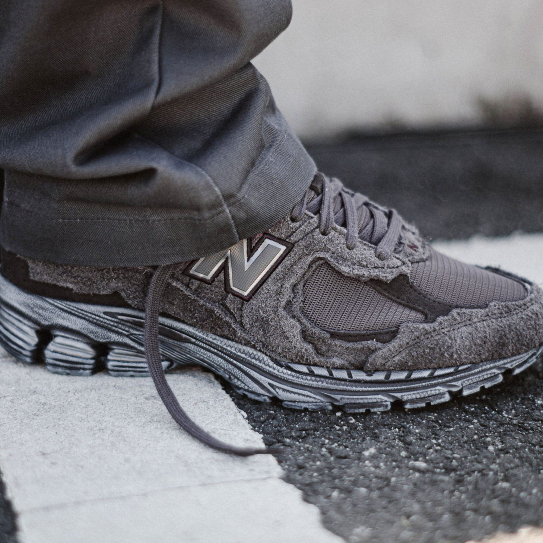 NEW BALANCE 2002R RDB PHANTOM ニューバランス-