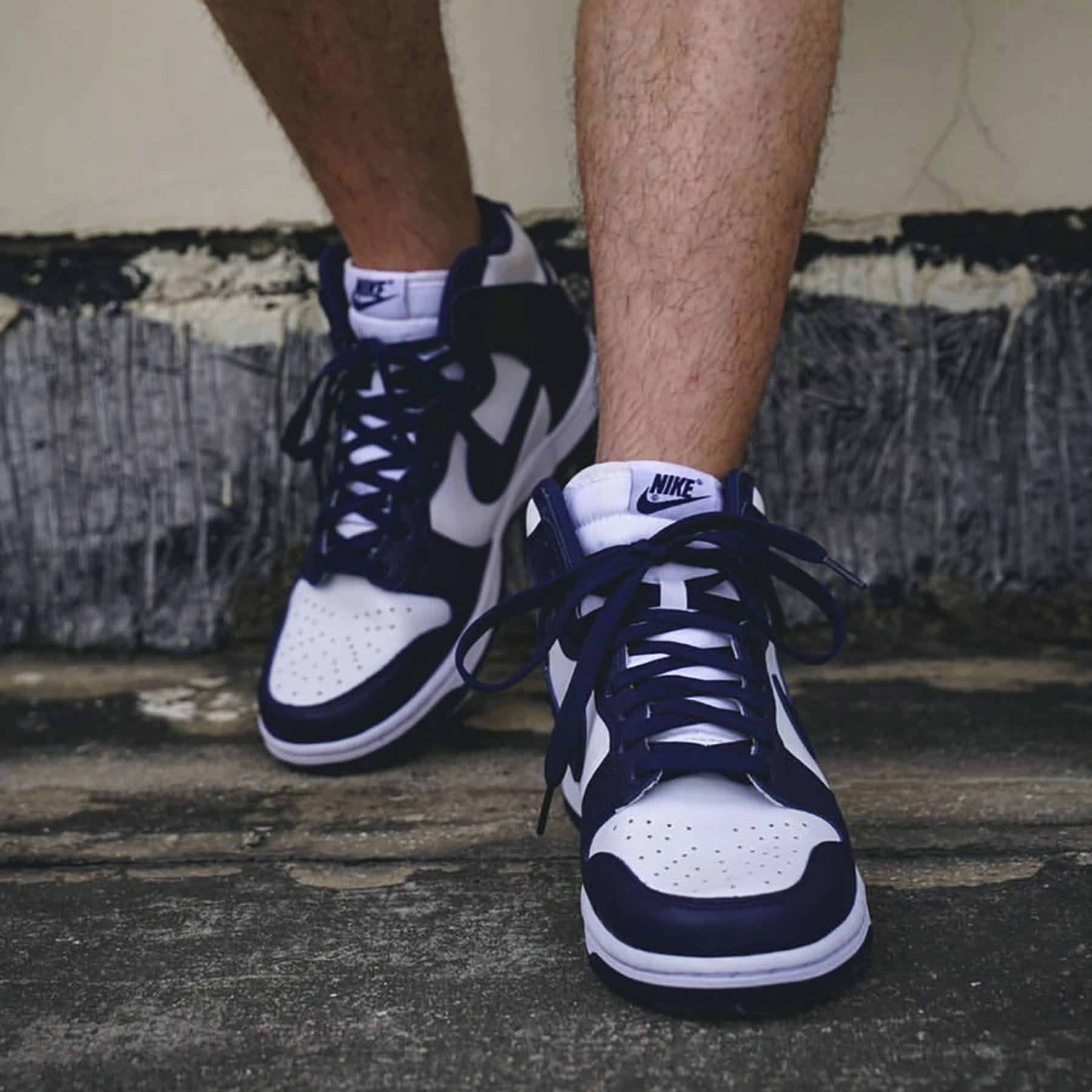 navy nike dunks high