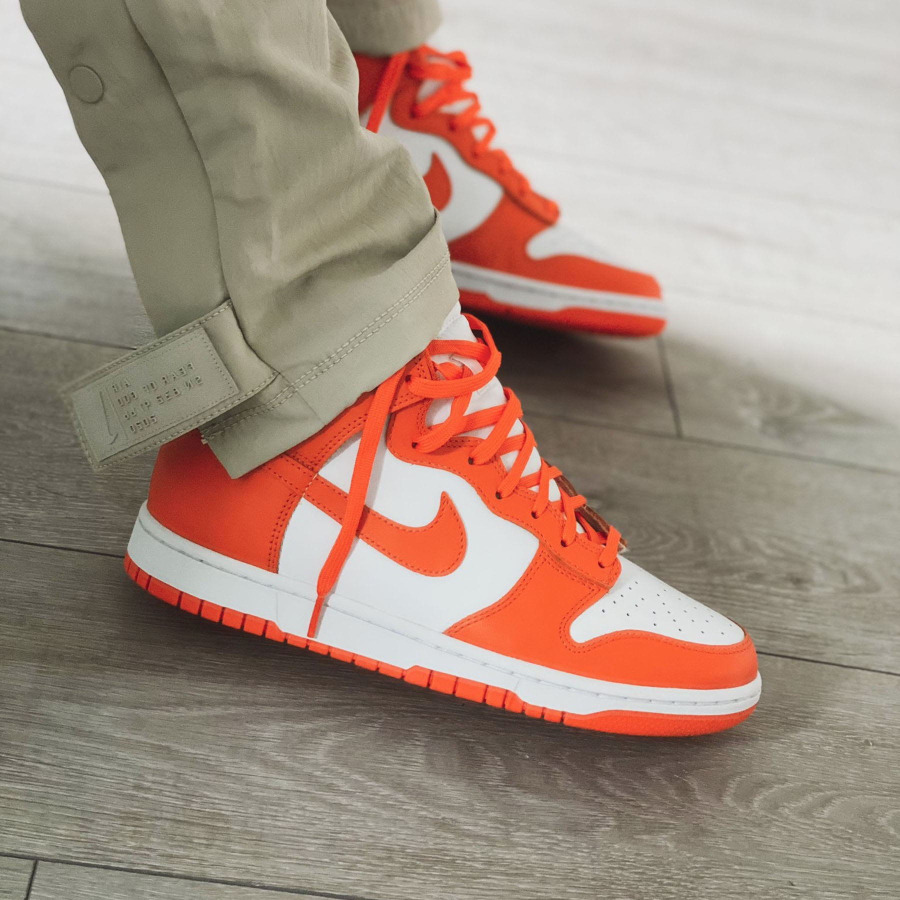 dunk syracuse high on feet