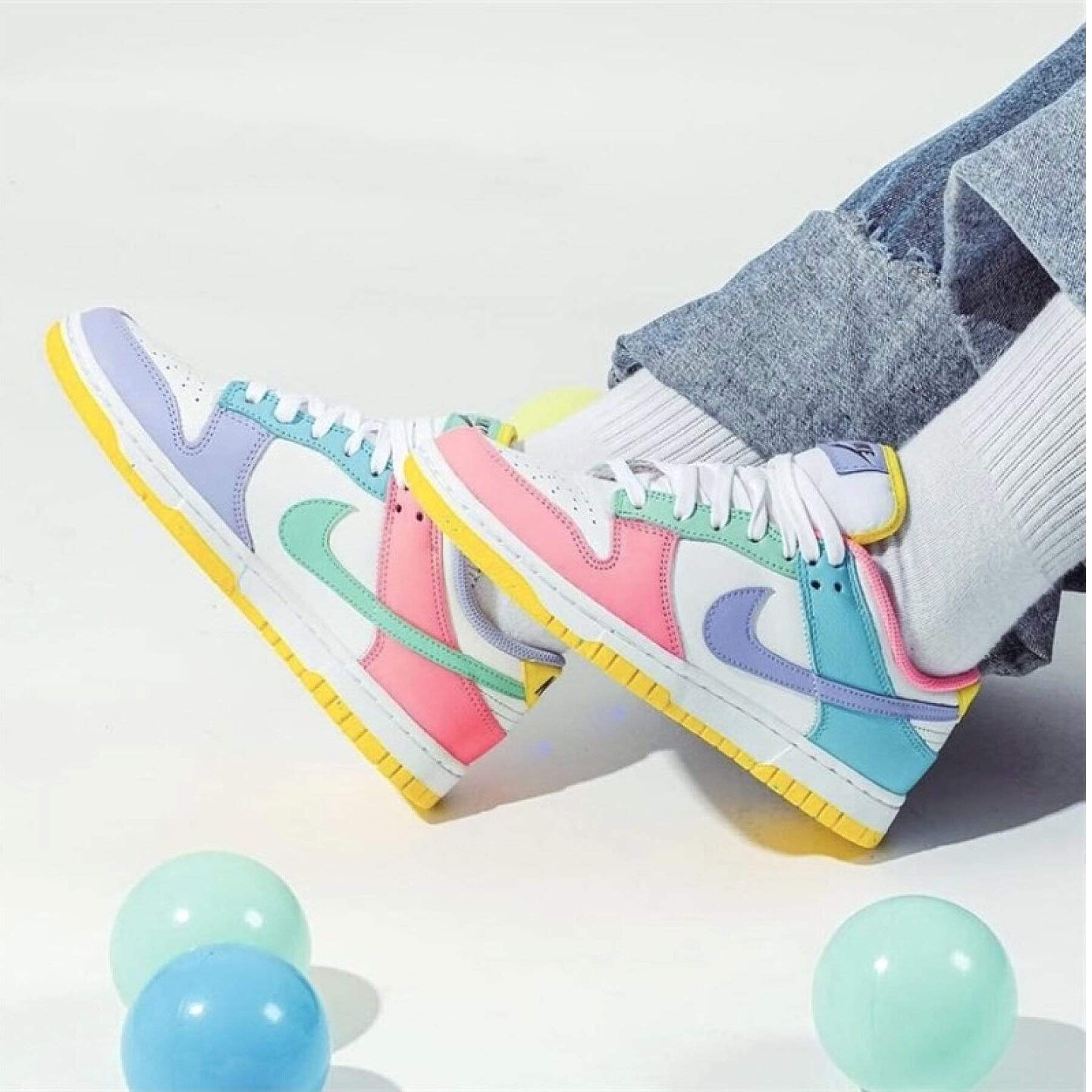 nike dunk low se easter women's