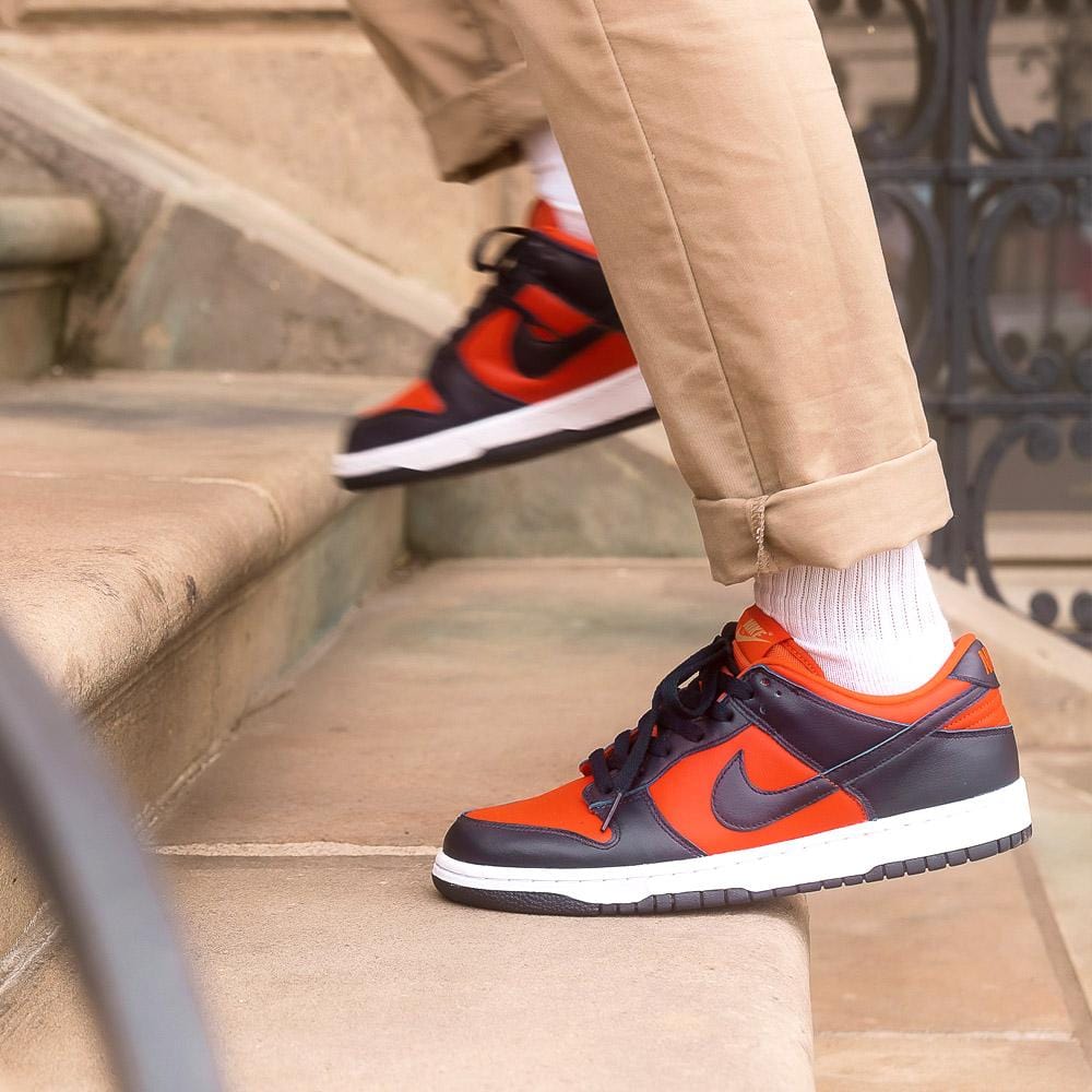 champ dunk low