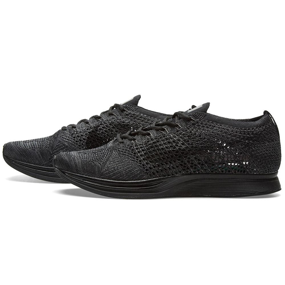 nike flyknit racer triple black uk