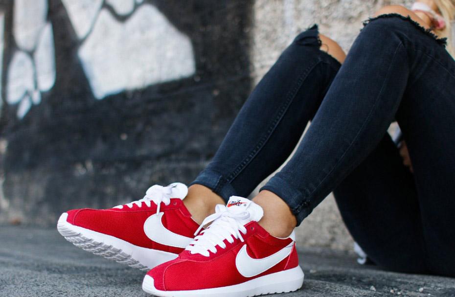 Nike Roshe QS Red-White — Kick Game