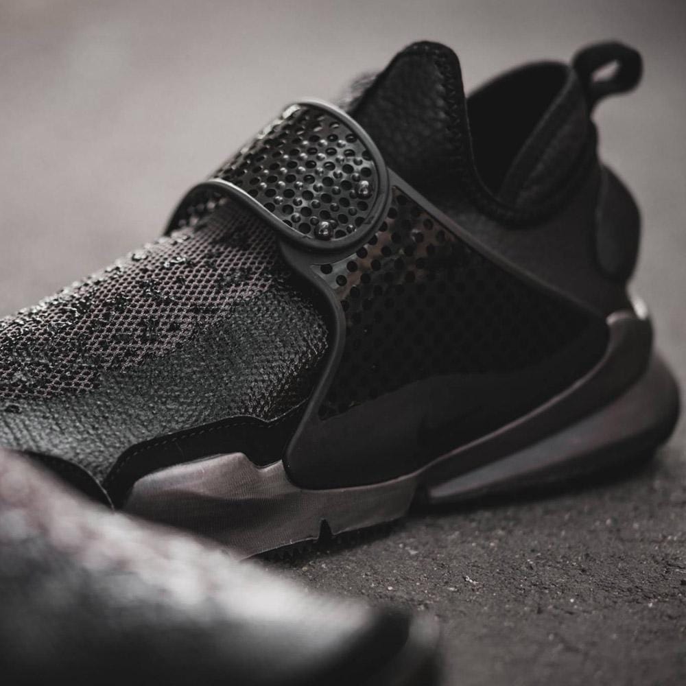 sock dart mid