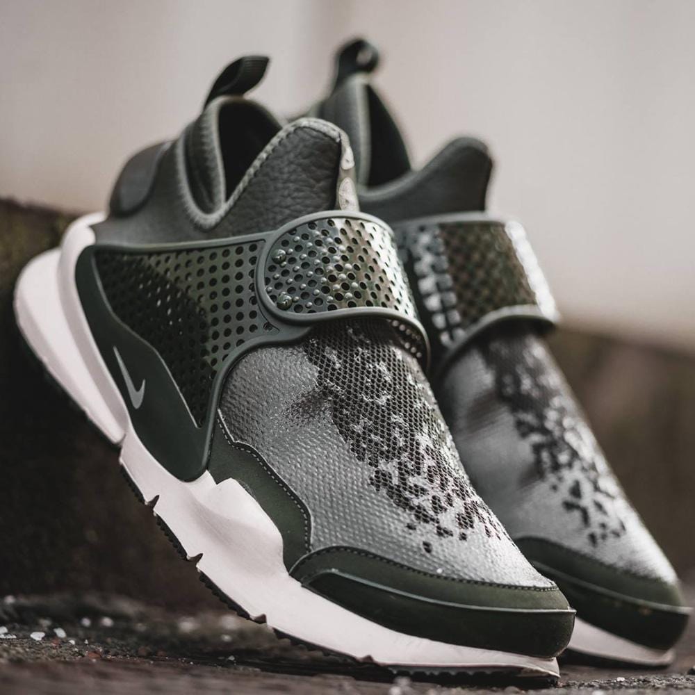 nike stone island sock dart